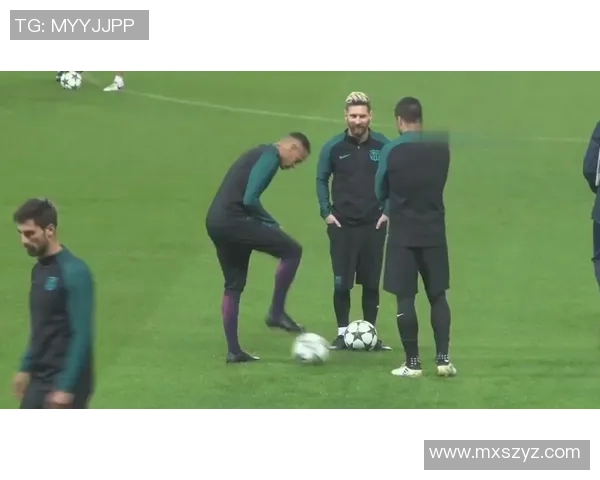 足球巨星精彩瞬间集锦 英语解说助力球迷深入了解球员风采