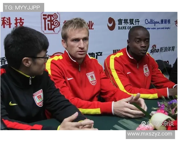 足球球星与球迷之间深厚情感揭秘精彩瞬间视频集锦